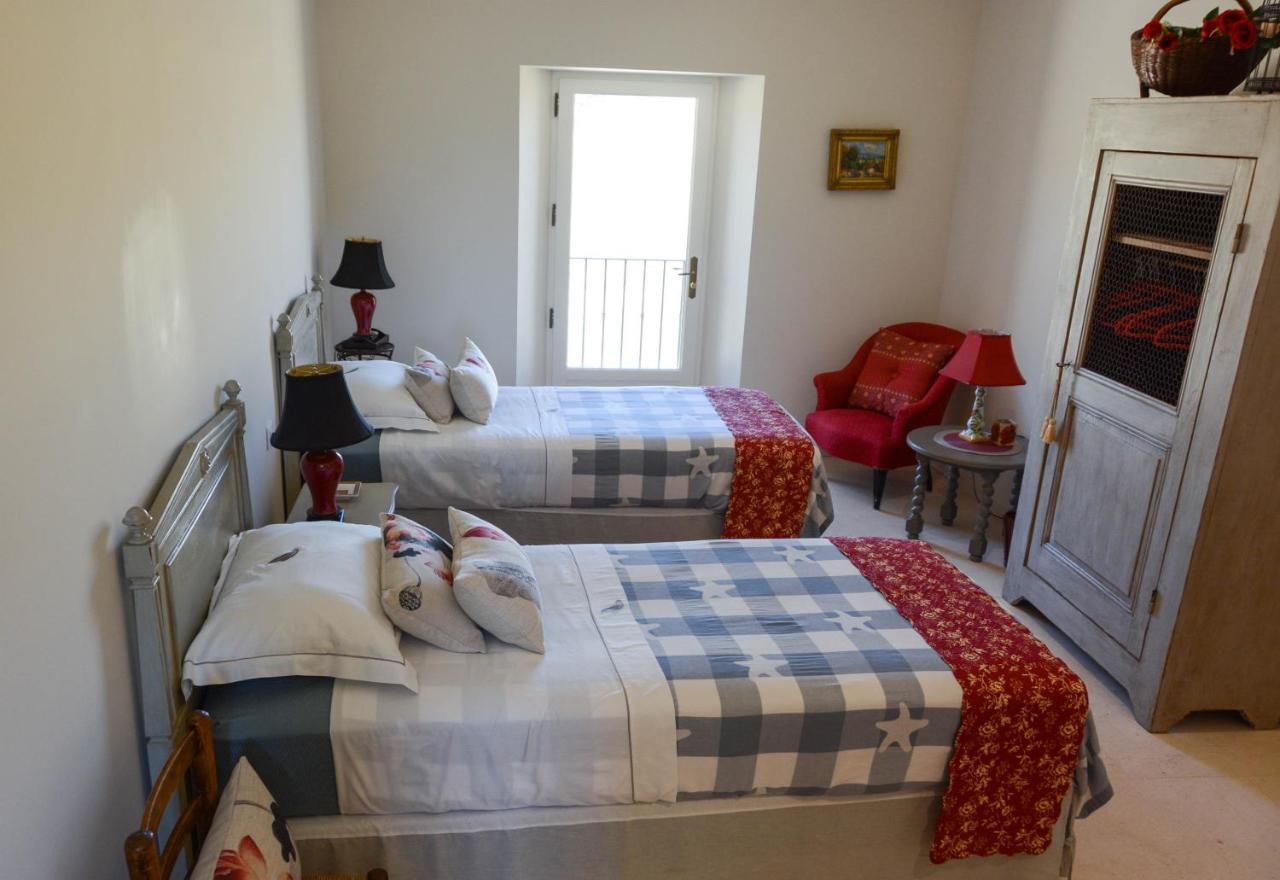 La Bastide Neuve Bed and Breakfast Joucas Eksteriør billede